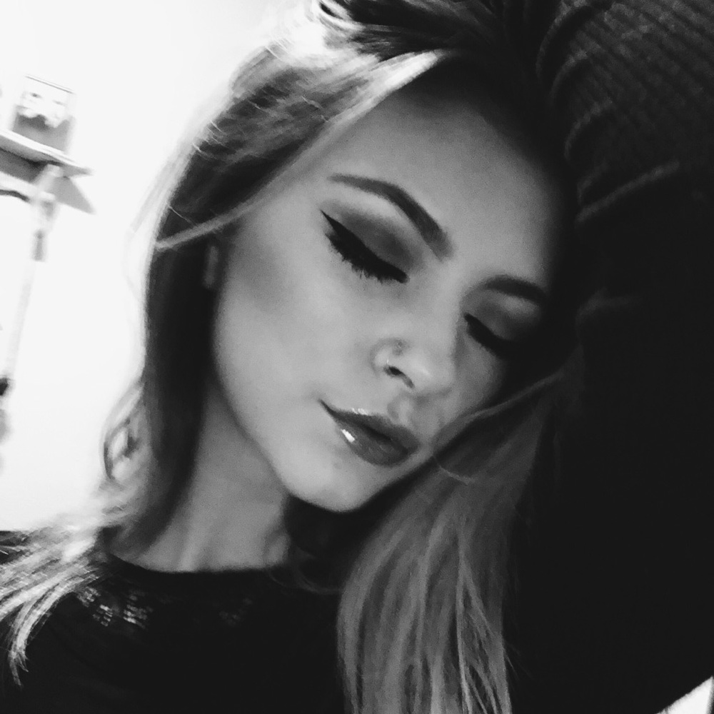 Meet your Posher, Cassie